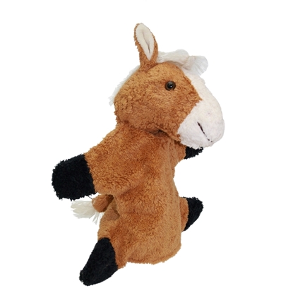 Bruine handpop paard in zuiver katoen, met witte manen, binnenoortjes en snoet  en zwarte poten.