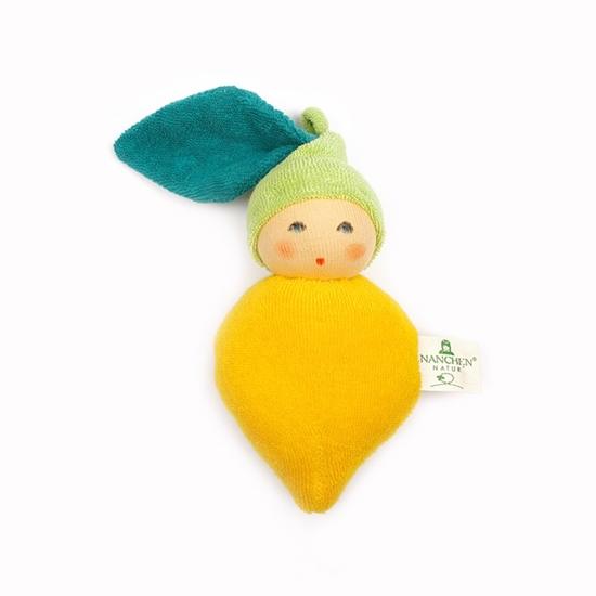 Grijpspeelgoed en rammelaar popje in de vorm van een gele hartvormige citroen