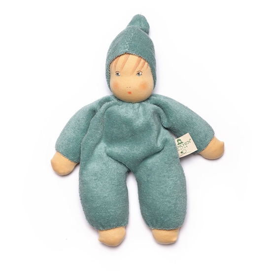 Nanchen Schmuse mint pop, Nanchen knuffelpop voor baby en peuter in munt-groen pakje en puntmuts.
